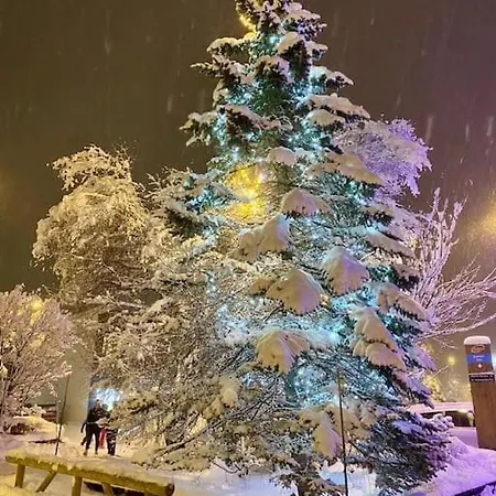 Alpe D'huez Quartier Jeux 50 M2-100 M Des Pistes *